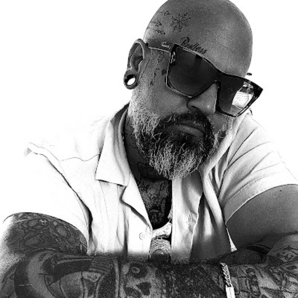 Meet your Posher, Charles